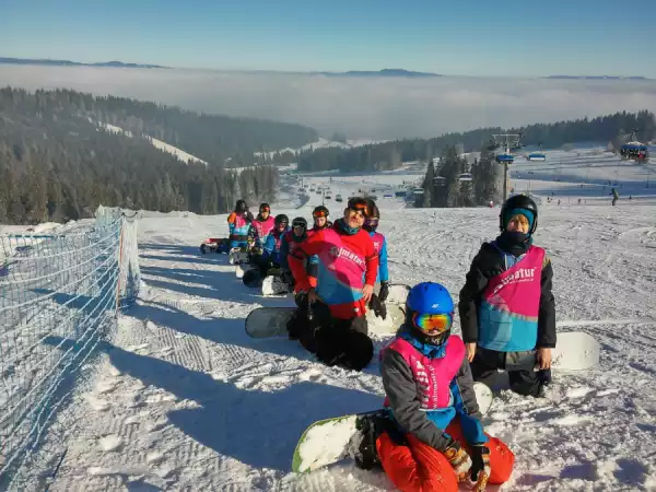 Białka Tatrzańska Zimowisko i zimowy obóz snowboardowo - paintballowy - archery tag