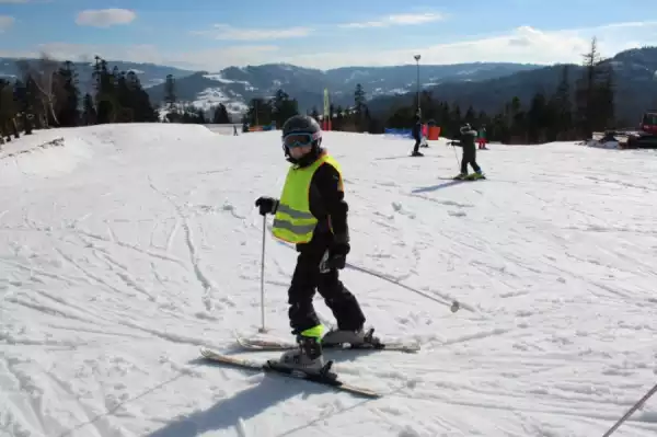 Wisła Zimowisko narciarskie dla dzieci jeżdżących
