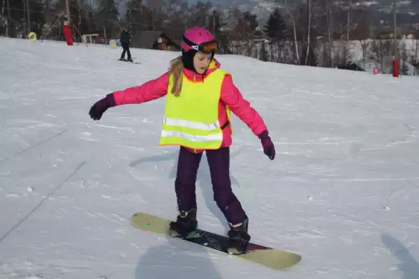 Zimowisko snowboardowe - Pierwsze kroki z snowboardem - Karnet w cenie!