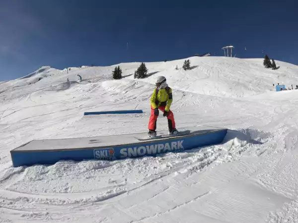 Angerberg Zimowy obóz narciarsko - snowboardowy chillout