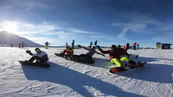 Zimowy obóz narciarsko - snowboardowy chillout