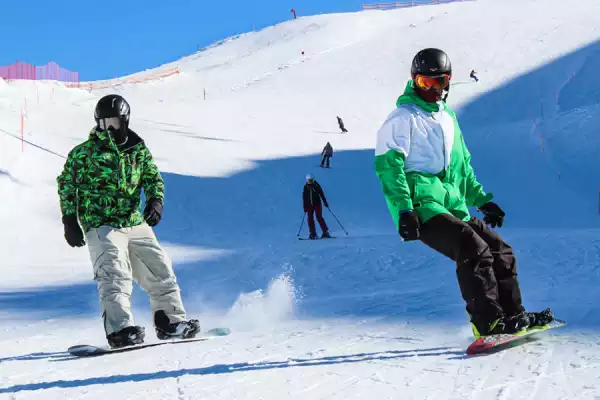 Angerberg Obóz snowboardowy dla młodzieży