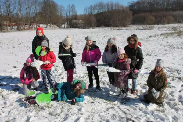 Kudowa Zdrój Zimowisko dla dziewczynek Girls Camp - Strefa Przygody w sercu Gór Stołowych